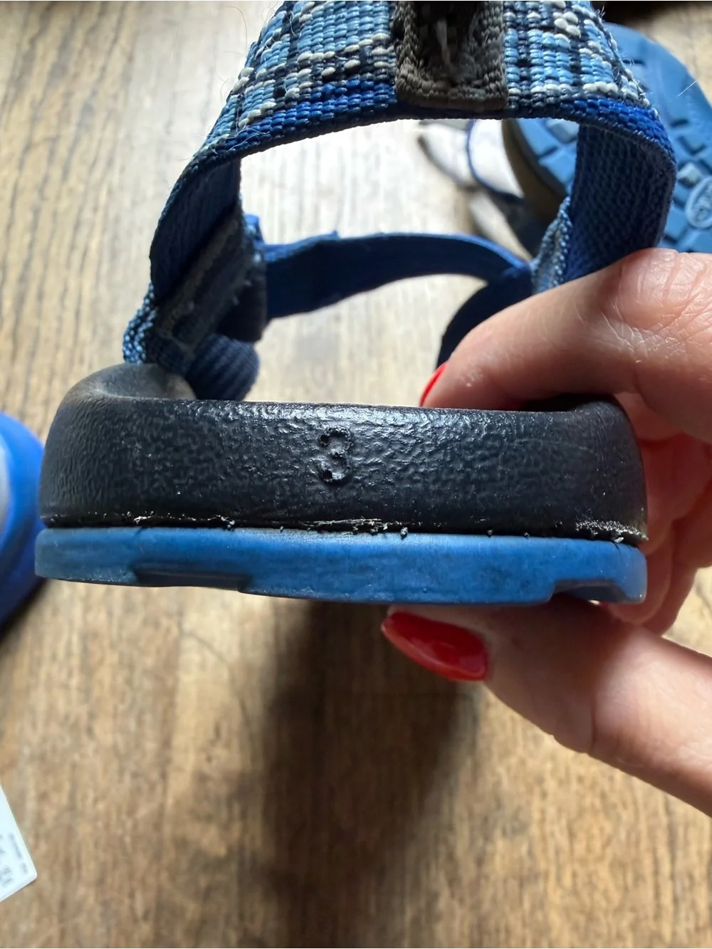 Chacos - blue youth size 3